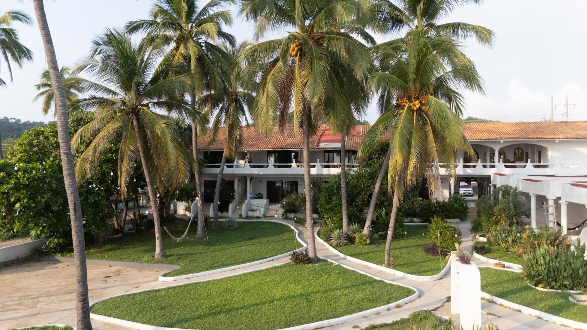 Hotel Tres Santos Troncones Bagian luar foto