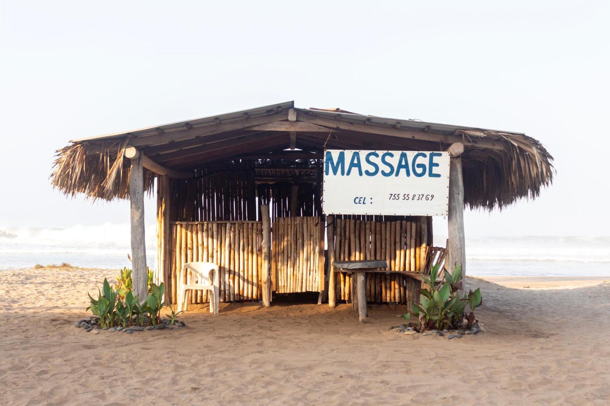 Hotel Tres Santos Troncones Bagian luar foto