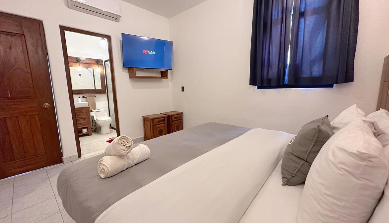Hotel Tres Santos Troncones Bagian luar foto